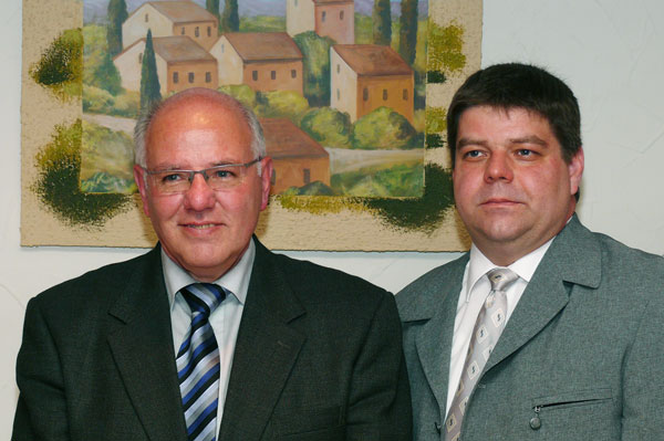 1. und 2. Vorsitzende bis 02.04.2011: Bernd Gernsbeck und Benno Schiel